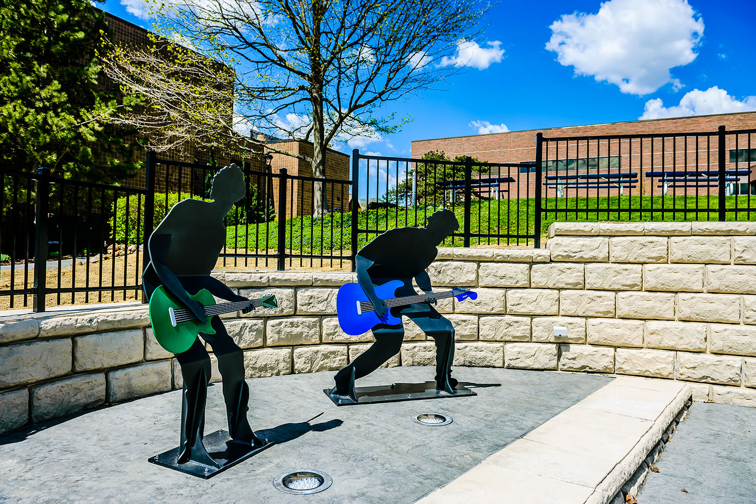 Dueling Guitarists sculpture