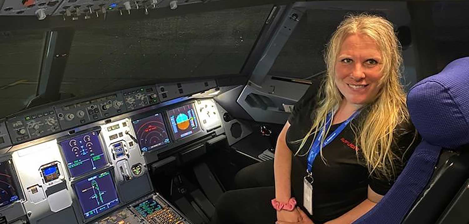 JuliAnne Miller named the 2021 James Rardon Aviation Maintenance Technician Student of the Year